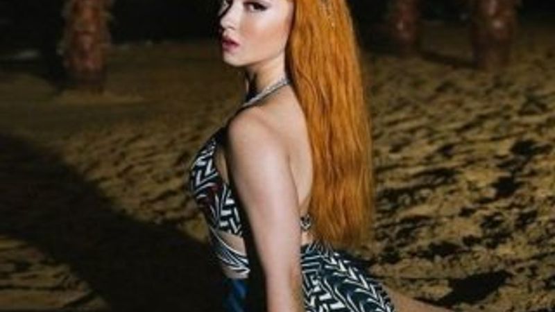 Ece Seçkin: Zeka kadını seksi yapar