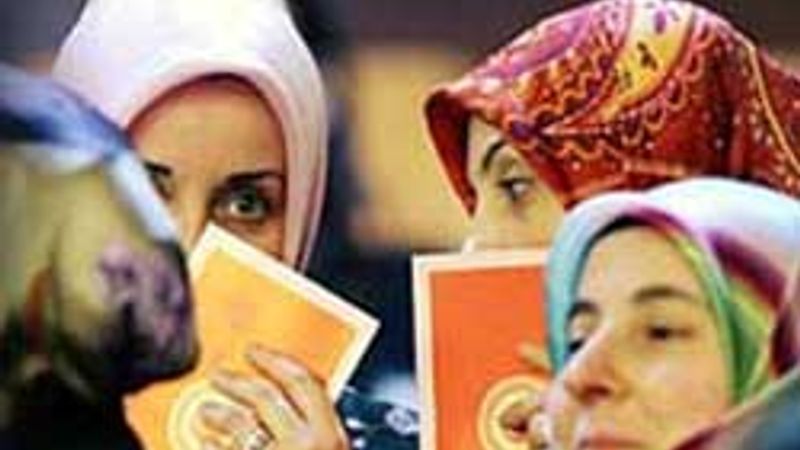 Kuran'da başörtüsü var mı