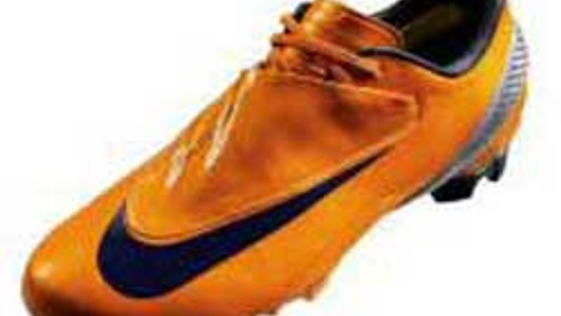 Futbolcuyu hızlandıran krampon