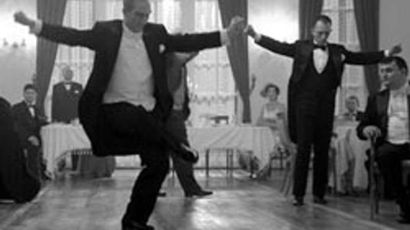 ATA'yı zeybek oynarken gördünüz mü