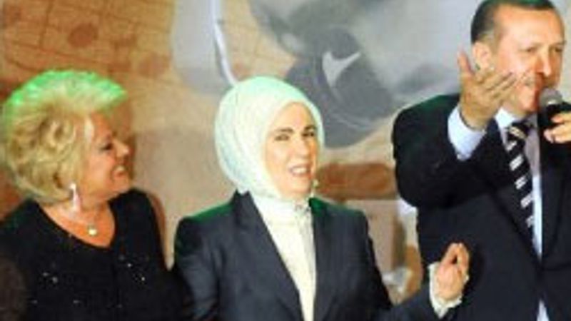 Emine Erdoğan ile ilk kez DÜET yaptı