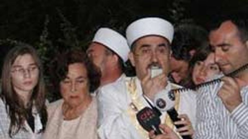 Saylan'ın imamı CHP'li oluyor