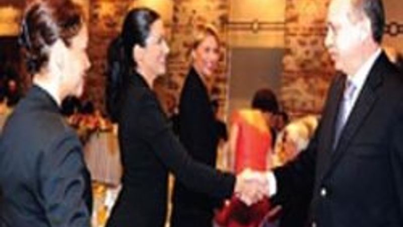 İclal Aydın'dan açılıma destek