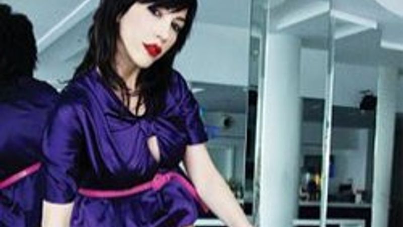 Aşk kadını şimdi sopalık