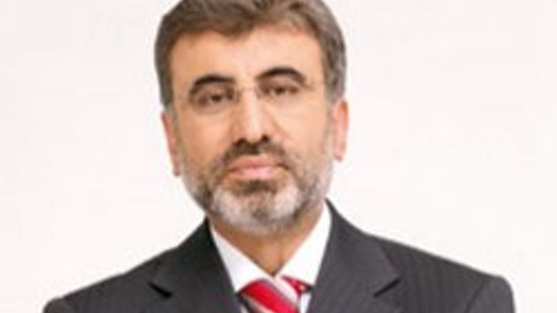 AKP'li bakana yumruk atan saldırgan: Al sana açılım