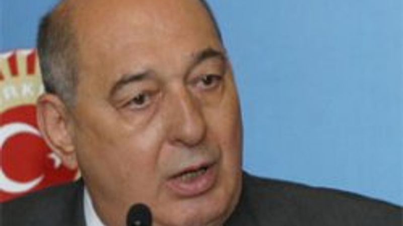 CHP Kurultay öncesi Divan Başkanı'nı belirledi