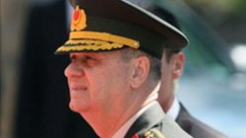 Kurmay Albay'dan Başbuğ'a ağır küfürler