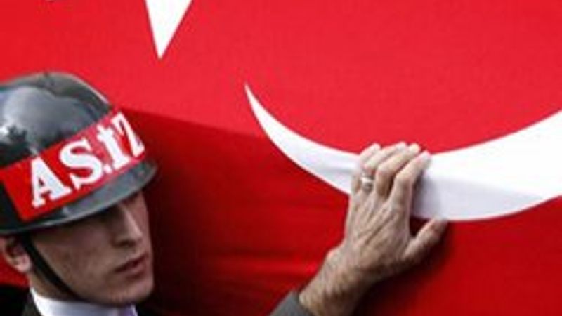 Tokat Şehidine ağlıyor