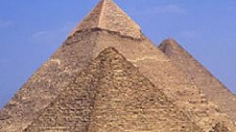 Keops piramidinin sırrı çözülüyor