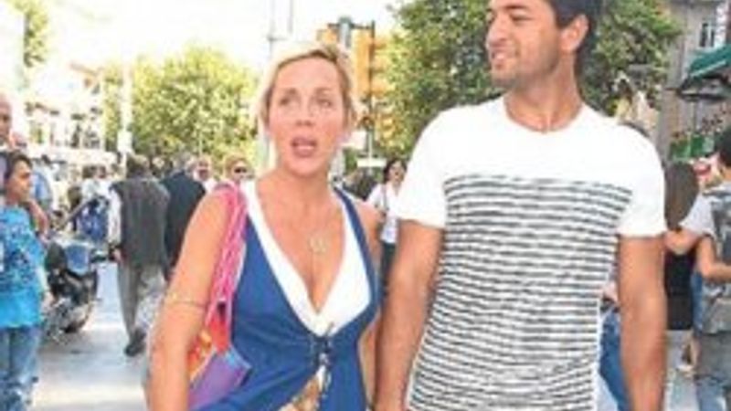 Billur Kalkavan genç aşkıyla