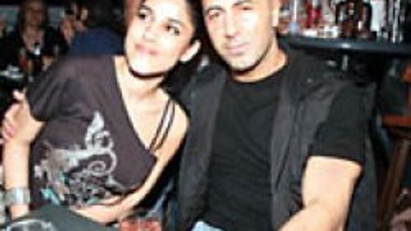 Kayınpederi Irmak'ın bir dediğin iki etmiyor