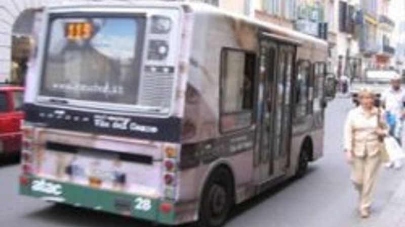 Türkiye'nin ilk yerli elektrikli minibüsü üretildi