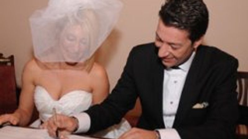 Selin Denizli evlendi