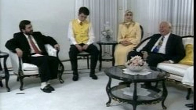 Başbakan Erbakan'ın ilk röportajı - izle