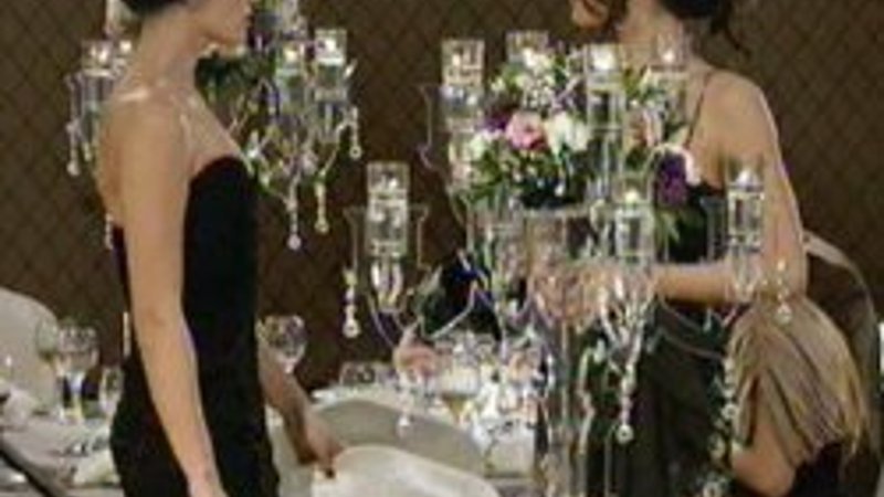 Ezel Kenan'a Bade'de Eyşan'a dersini verdi - Tıkla İzle