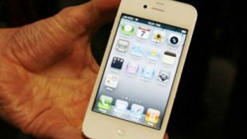 iPhone 4 beyaz oluyor