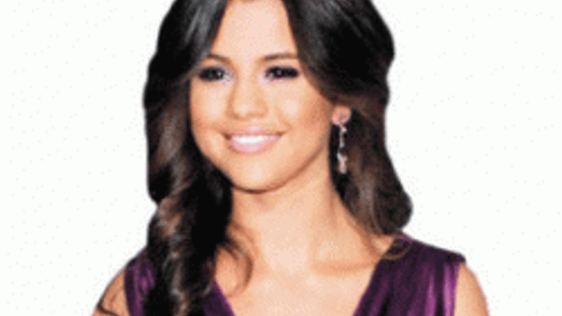 Genç kızlar Selena'yı öldürmek istiyor