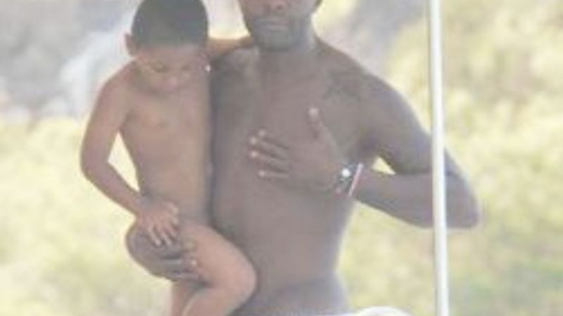 Pascal Nouma oğluyla hasret giderdi