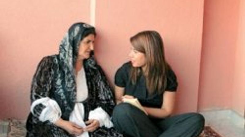 Bir oğlum asker bir oğlum dağda ben nasıl ağlamayayım