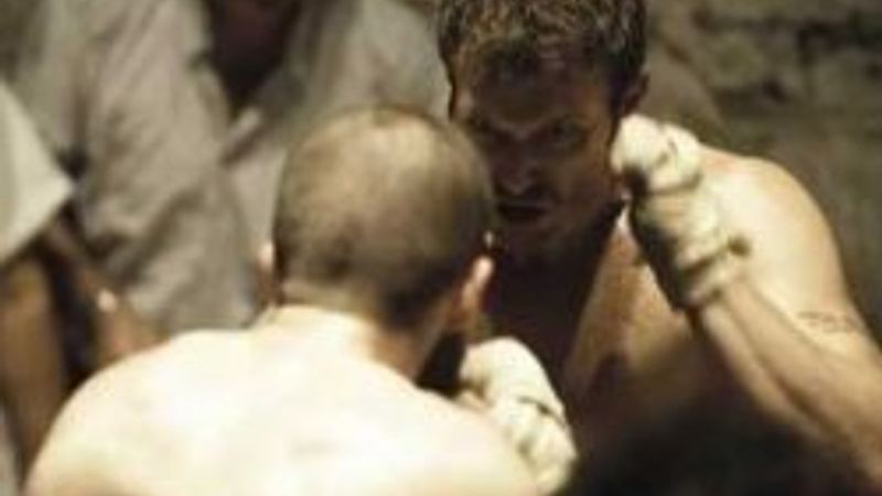 Kıvanç Tatlıtuğ kaslarını nasıl yaptı