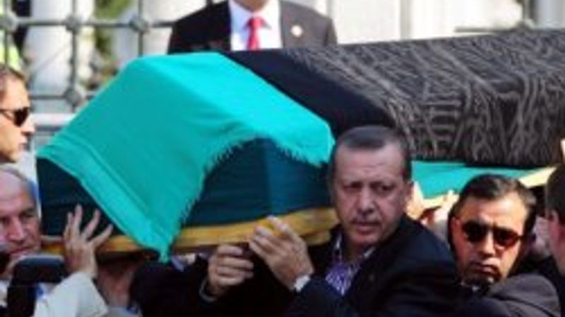 Erdoğan'ın annesi için okuduğu duanın ses kaydı