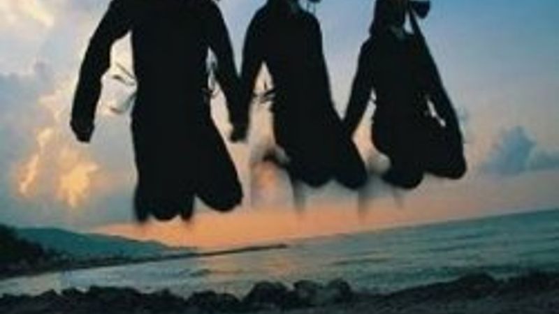 Lazlar anadilde eğitim istedi