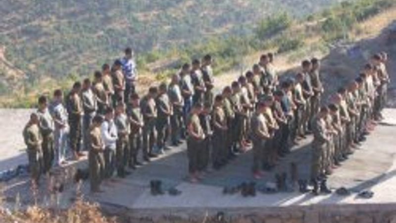 93 yıl sonra Mehmetçik'ten toplu namaz