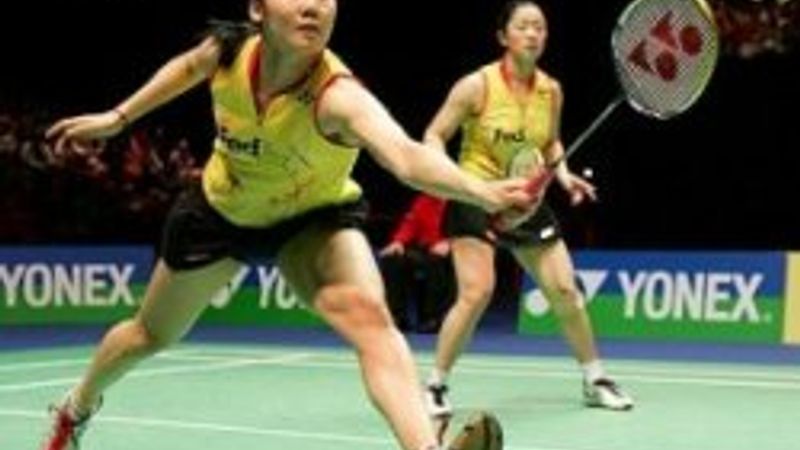 Badminton nedir nasıl oynanır ? Kuralları nelerdir ?