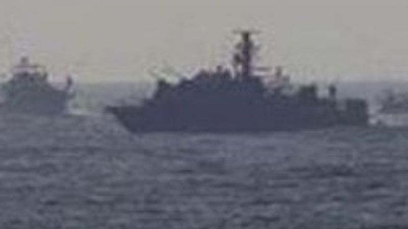 İsrail savaş gemileri yaklaşıyor