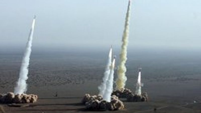 İsrail füzelerine nükleer başlık taktı