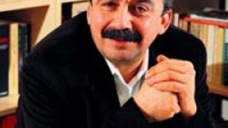 Sırrı Süreyya Önder Maraş Katliamı'nı yazdı