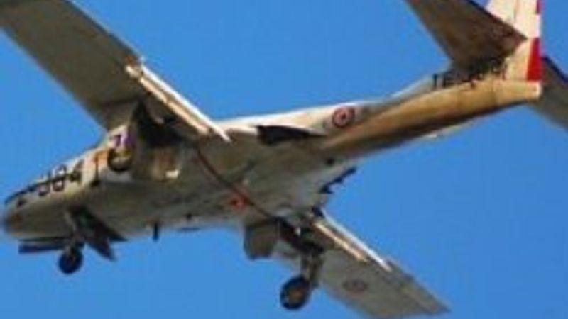 İzmir'de askeri uçak düştü
