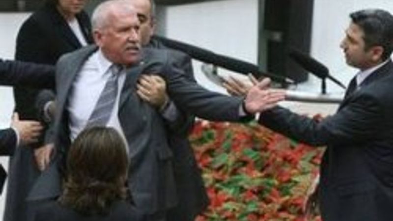 Meclis'te tansiyon hiç düşmüyor