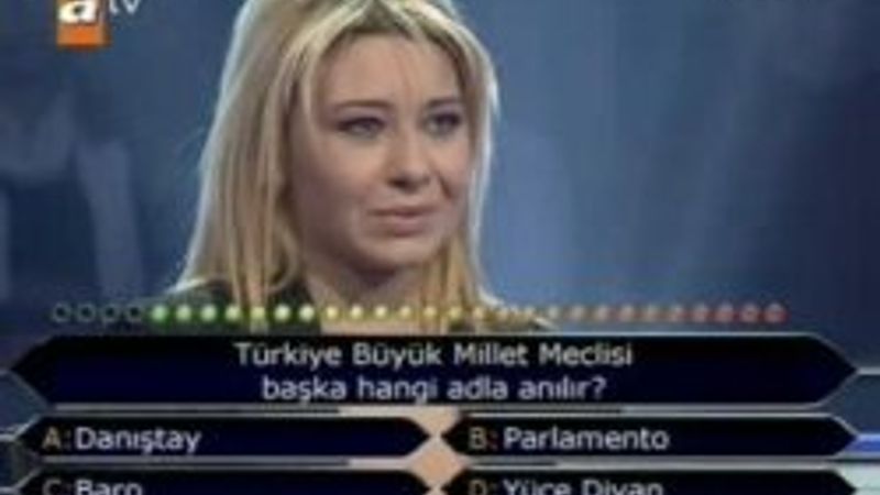 Üniversiteli Gözde en kolay soruda elendi - Video