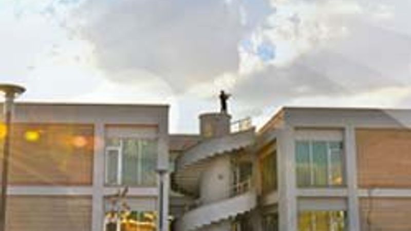 Doğramacı'nın Erbil kolejine ödül