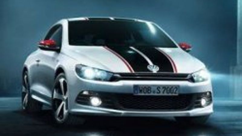 Yarış şeritli VW Scirocco GTS
