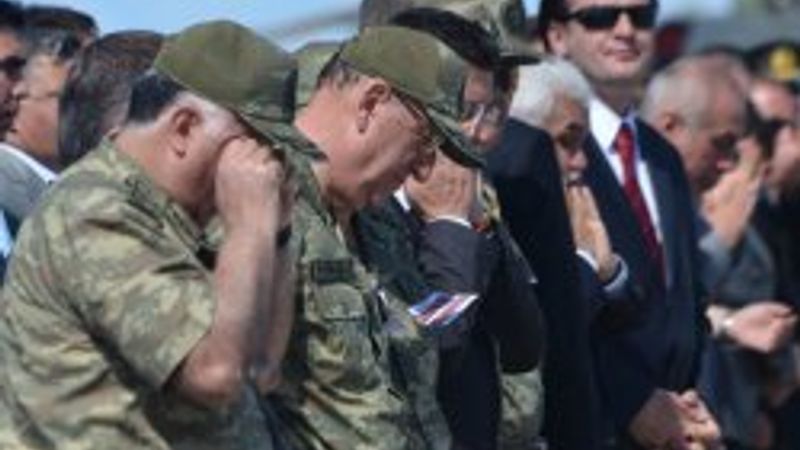 Özkök: Genelkurmay Başkanı da ağlarsa..