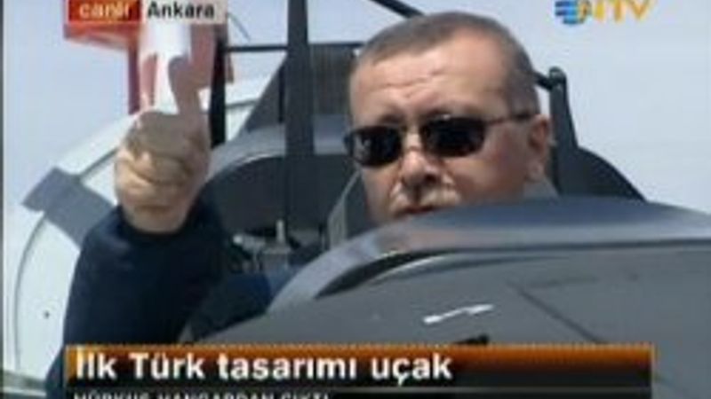 Erdoğan Hürkuş'un kokpitinde