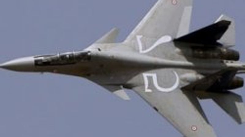 Rusya'ya ait savaş uçağı düştü