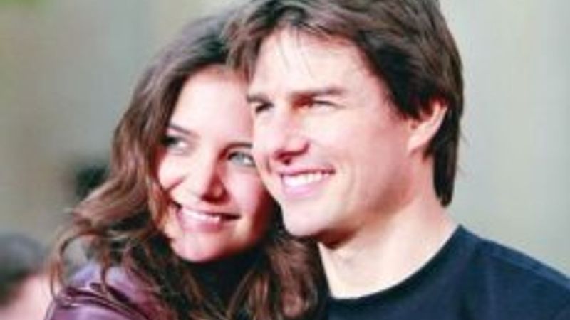 Katie Holmes Tom Cruise'dan neden boşanıyor