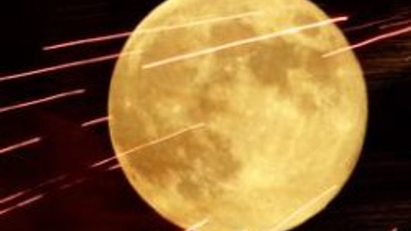 100 Türk Ay'dan arsa aldı