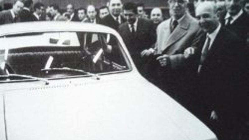 Torun Koç da kendi ürettiği araca biniyor