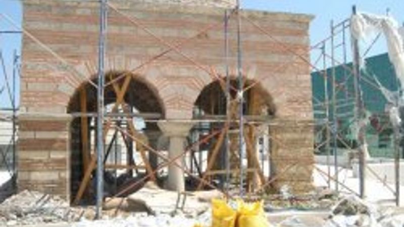 Malkoçoğlu'nun Gebze'deki türbesi çöplüğe döndü