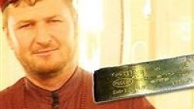 Çeçen lider Antalya'da 12 kilo altınla yakalandı