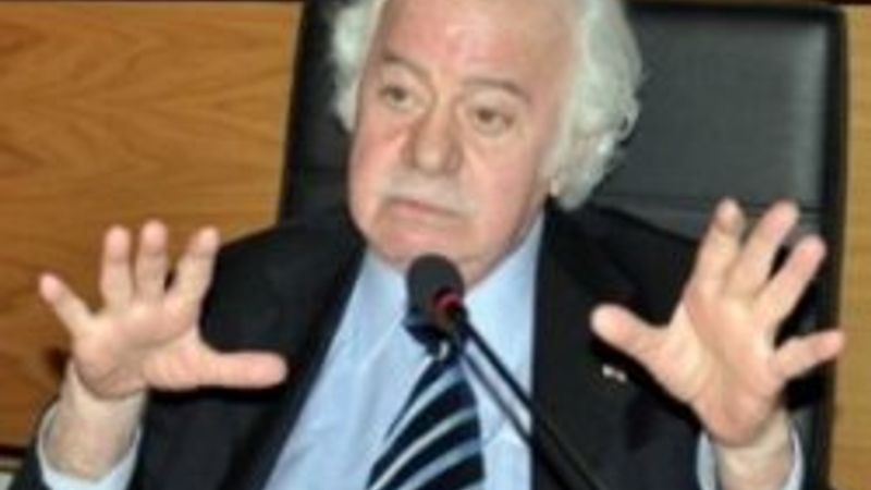 Ahmet Mete Işıkara vefat etti