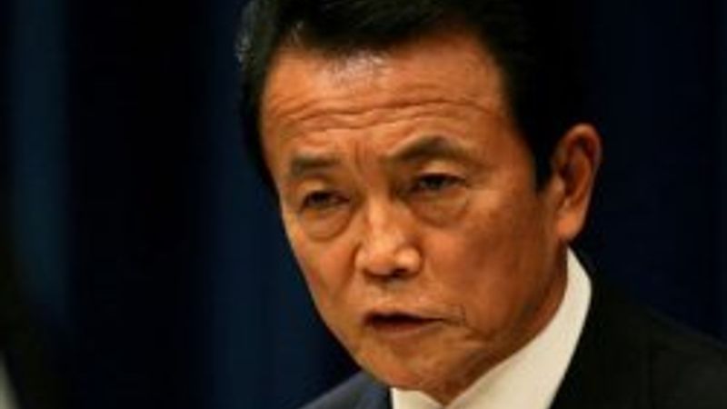 Japon bakan: Yaşlılar ölmekte acele etsin