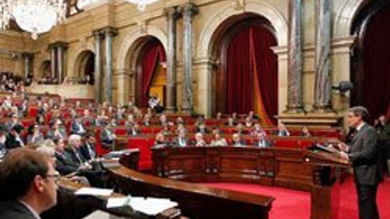 Katalanlar'dan bağımsızlığa bir adım daha