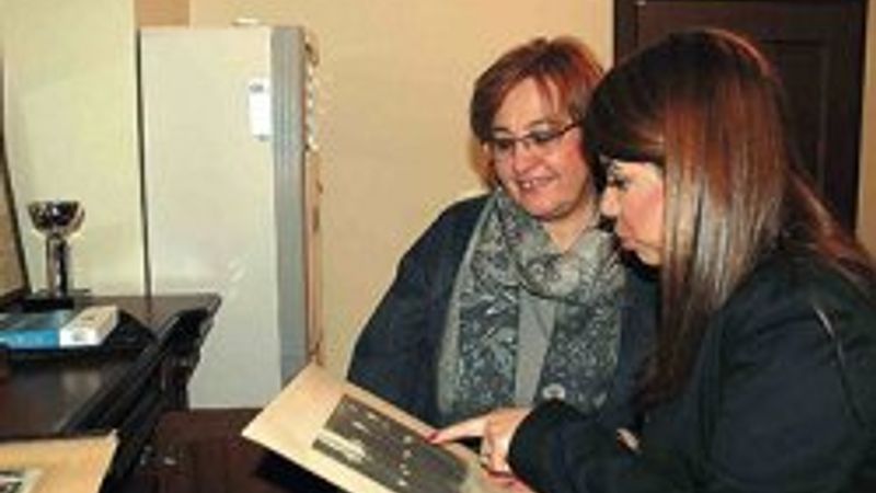 İzmir Barosu Başkanı: Ne Türban ne Atatürk rozeti