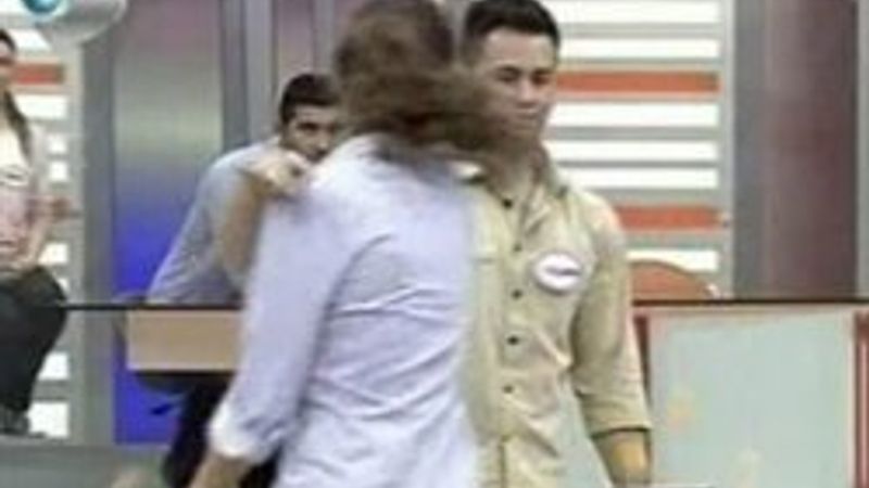 Ben Bilmem Eşim Bilir'de oyunu kaybedince ağladı