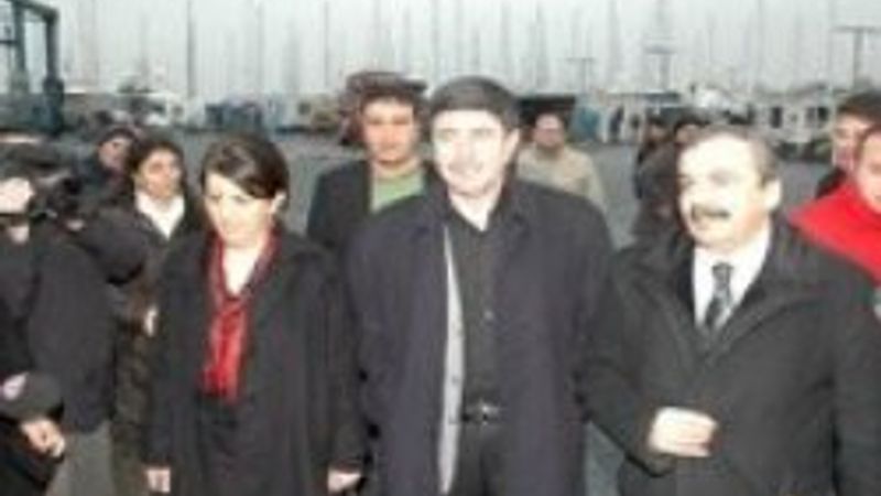 İmralı heyetinden Öcalan'a özel hediyeler